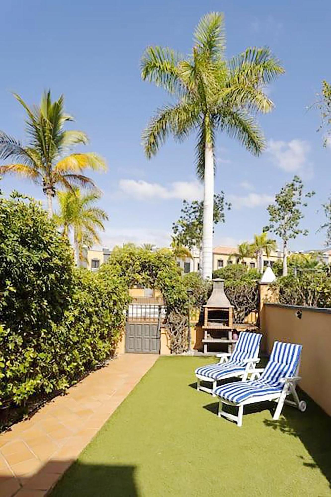 Classbnb - Exclusive Townhouse In Central Plaza Del Duque Close To The Beach Costa Adeje (Tenerife) Exterior photo